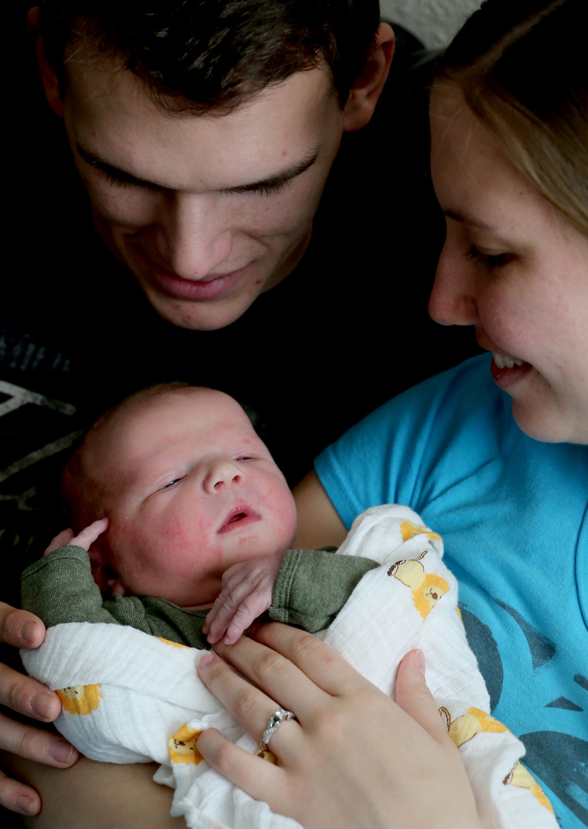 010216-nws-new-years-baby1-jb.jpg